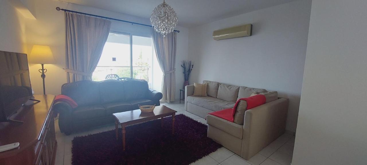Spacious 2 Bedroom Apartment Peyia Exterior foto